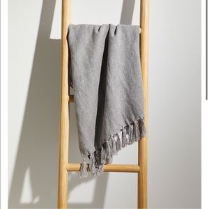 Serena & Lily Mendocino Linen Throw in Smoke